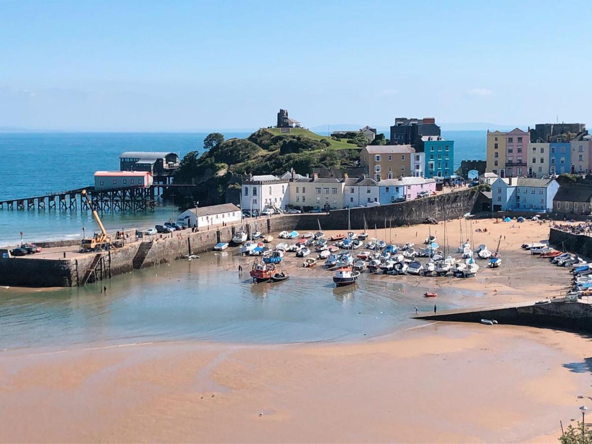 Stunning & Spacious House In Central Tenby Exterior photo