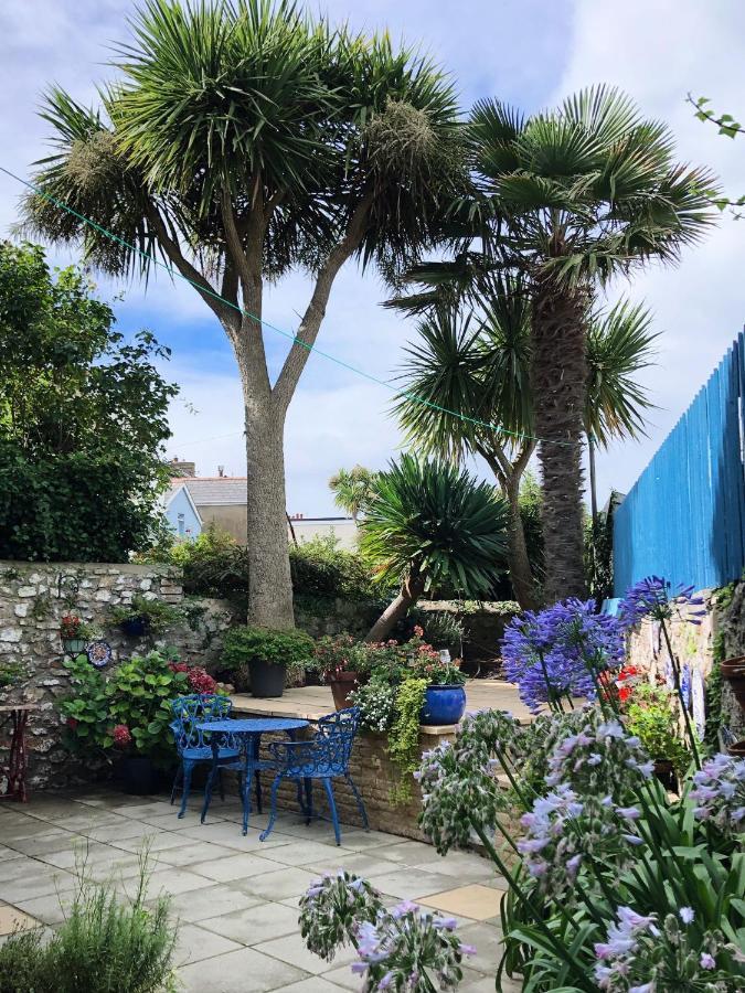 Stunning & Spacious House In Central Tenby Exterior photo