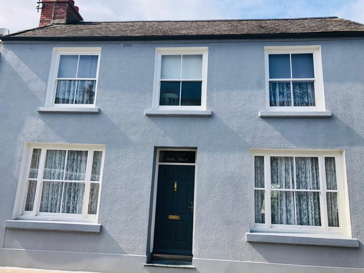 Stunning & Spacious House In Central Tenby Exterior photo